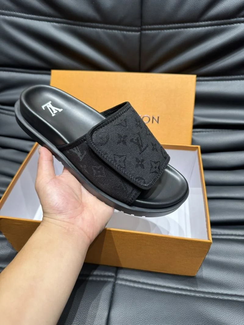 FlexibleFit Louis Vuitton Slippers 30644