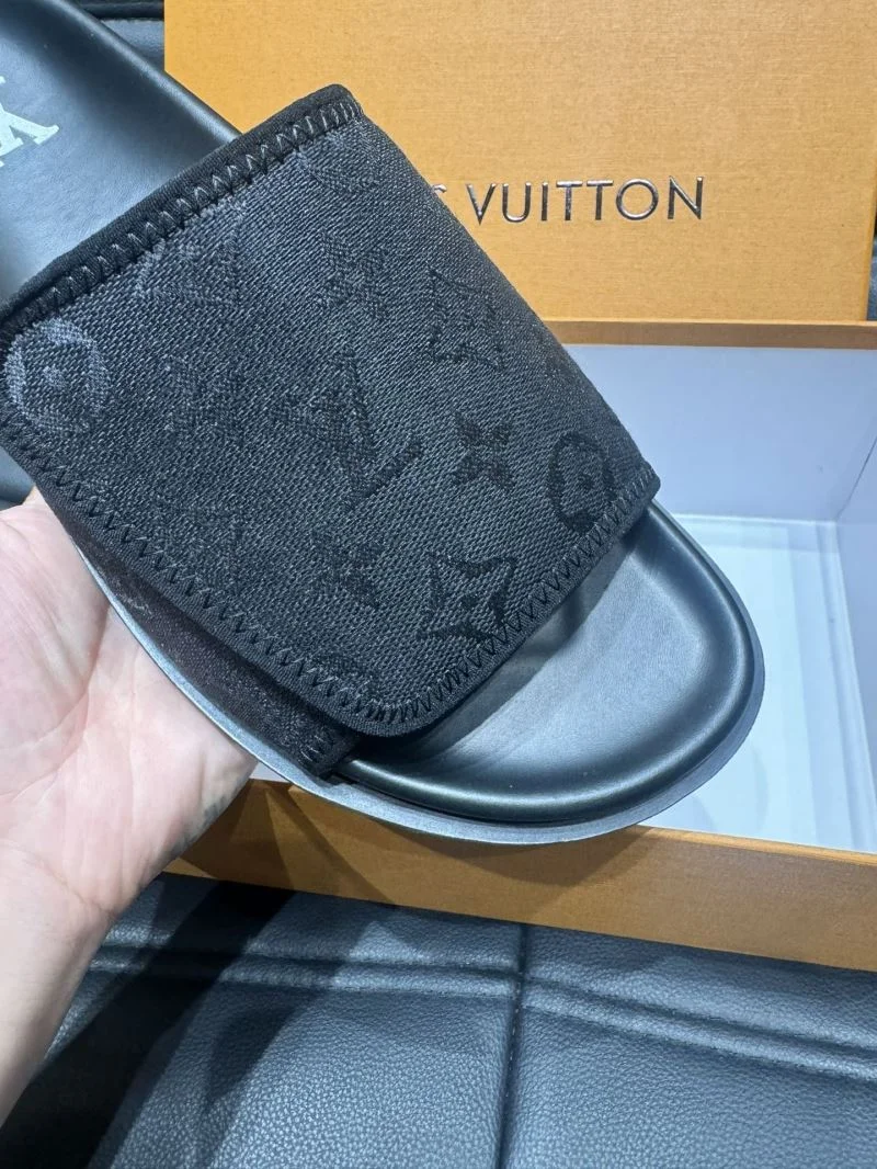 FlexibleFit Louis Vuitton Slippers 30644
