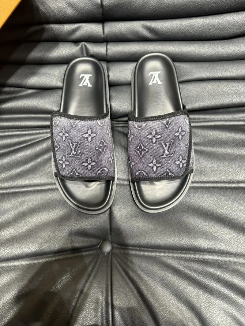 Breathable Louis Vuitton Slippers 30628
