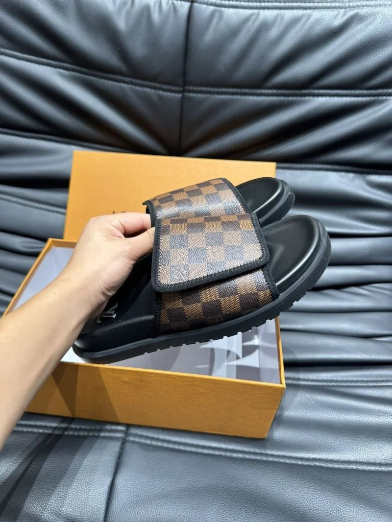 Sustainable Louis Vuitton Slippers 30643
