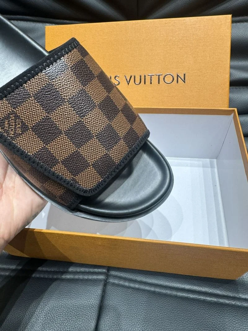 Sustainable Louis Vuitton Slippers 30643