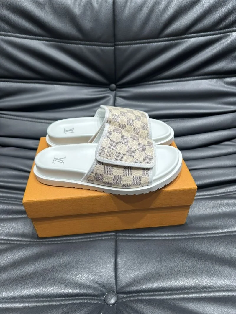 Trendy Louis Vuitton Slippers 30634