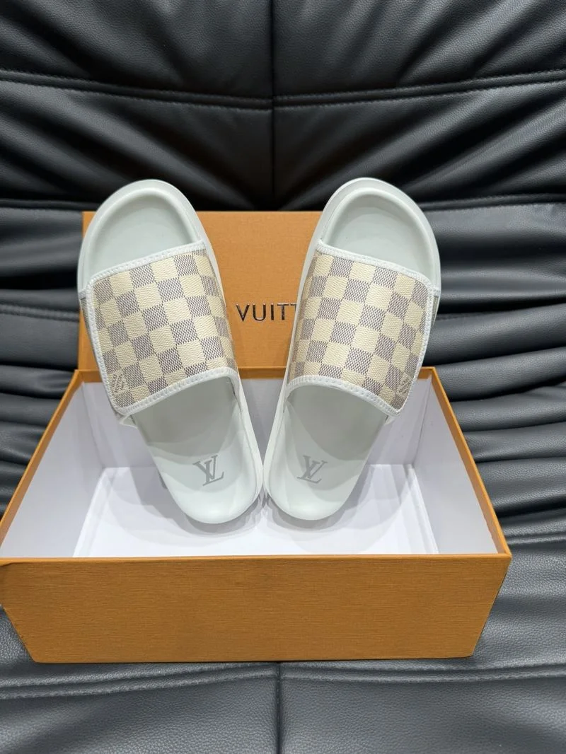 Trendy Louis Vuitton Slippers 30634