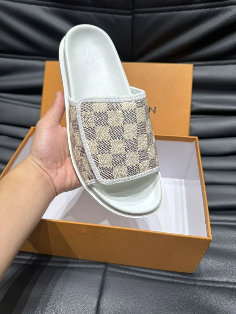 Trendy Louis Vuitton Slippers 30634