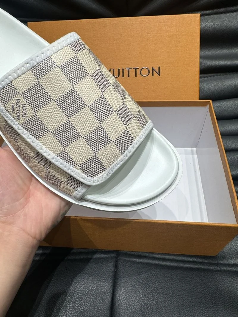 Trendy Louis Vuitton Slippers 30634