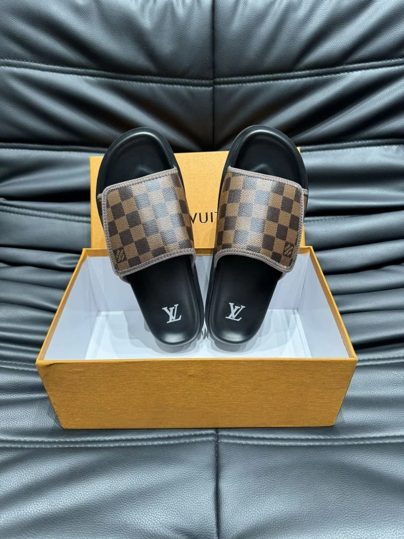 TechFriendly Louis Vuitton Slippers 30646