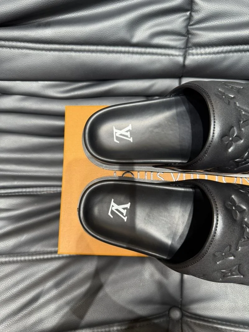 Louis Vuitton Slippers Lightweight 30638