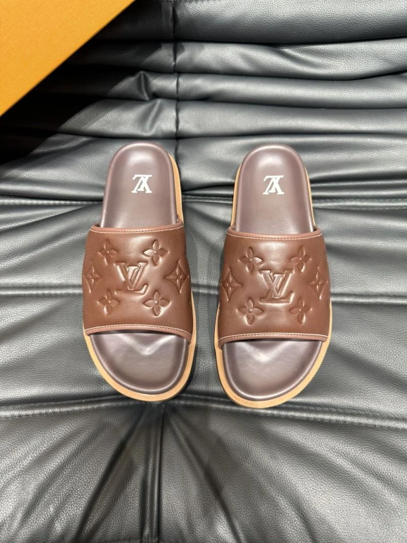 Minimalist Louis Vuitton Slippers 30631