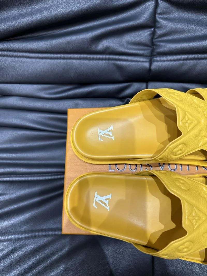 TimelessDesign Louis Vuitton Slippers 30613
