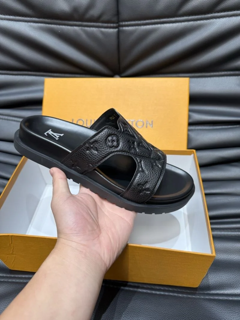 Flexible Louis Vuitton Slippers 30612