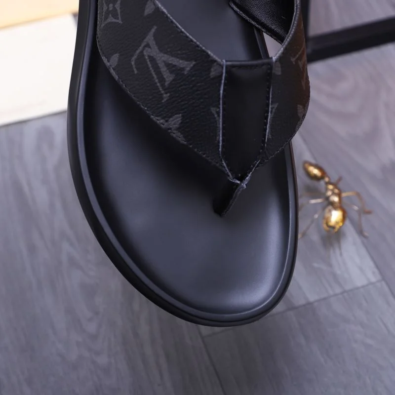 Louis Vuitton Slippers Fashionable 30611