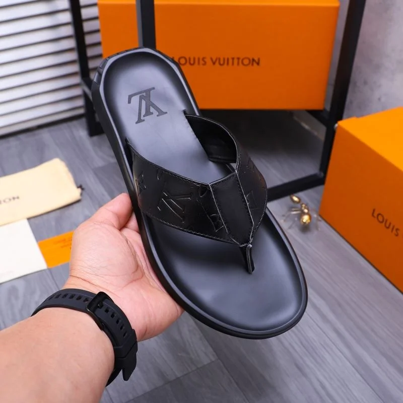 Louis Vuitton Slippers Unisex 30609