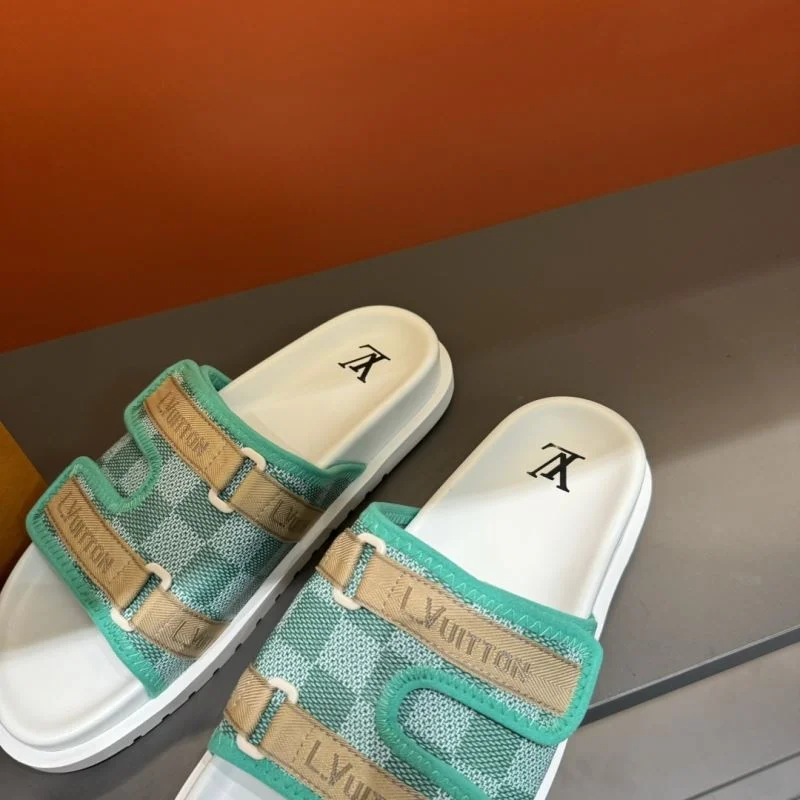 Unique Louis Vuitton Slippers 30581