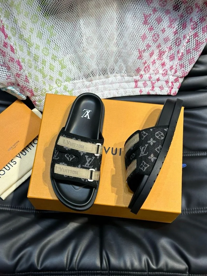 MultiPurpose Louis Vuitton Slippers 30579