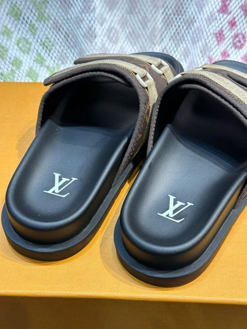 Louis Vuitton Slippers Tailored 30582