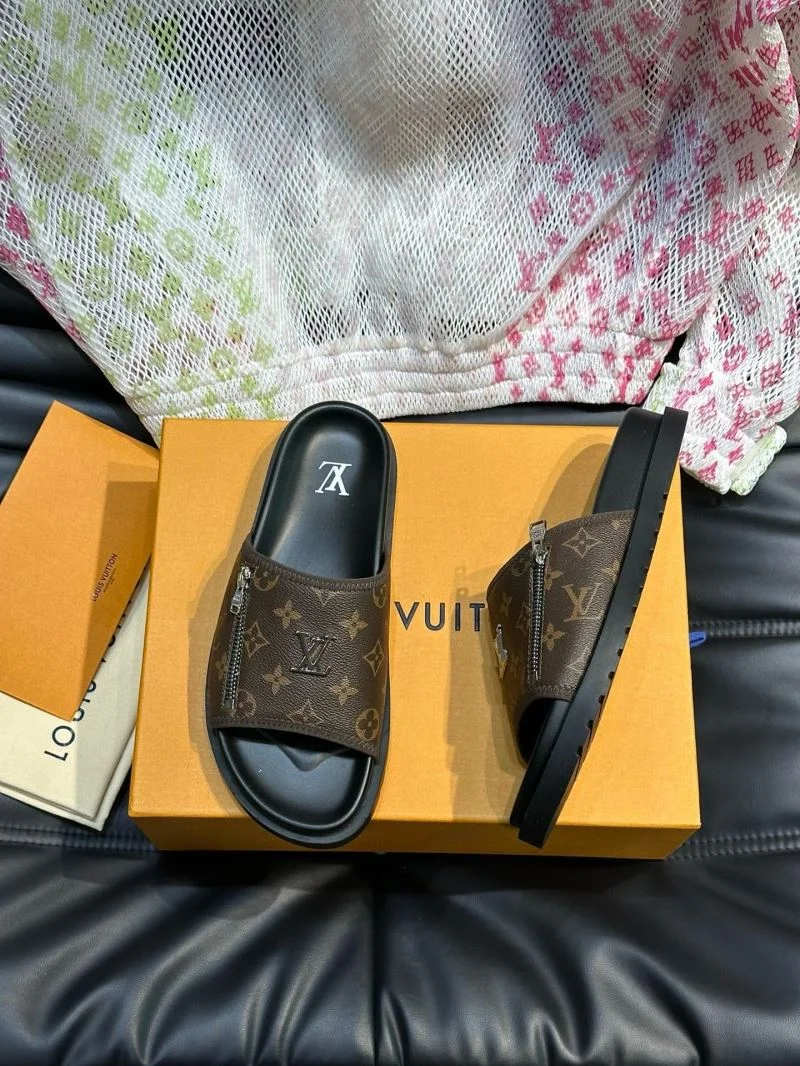 OnTrend Louis Vuitton Slippers 30593