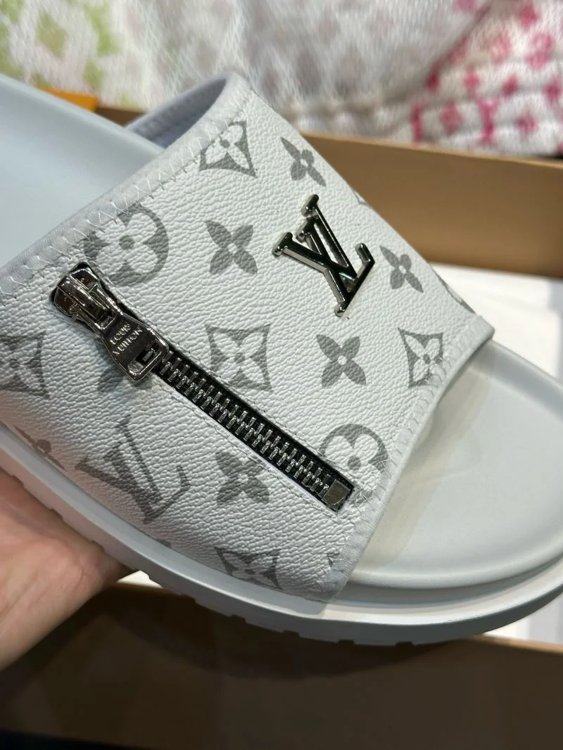 HighPerformance Louis Vuitton Slippers 30589