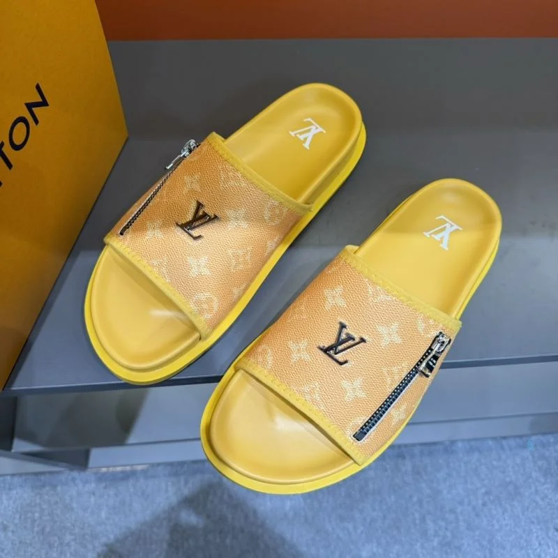 Compact Louis Vuitton Slippers 30595