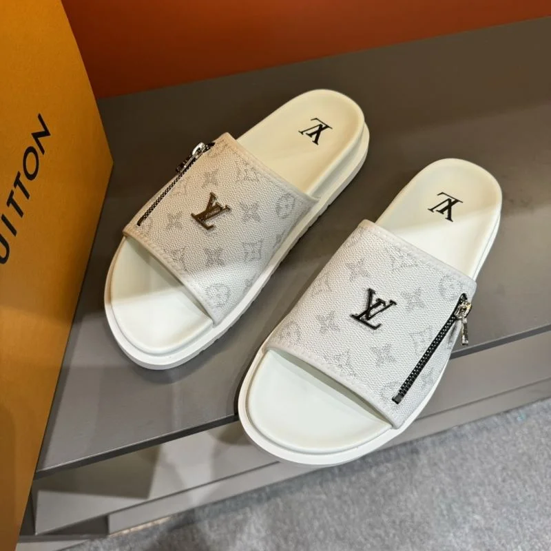 Sporty Louis Vuitton Slippers 30586