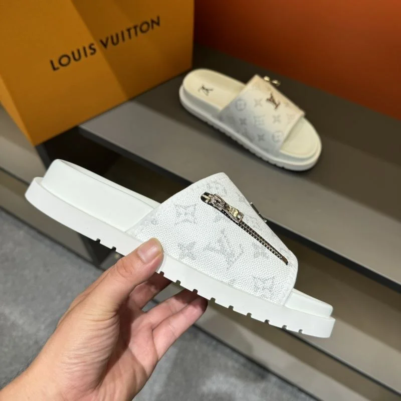 Sporty Louis Vuitton Slippers 30586