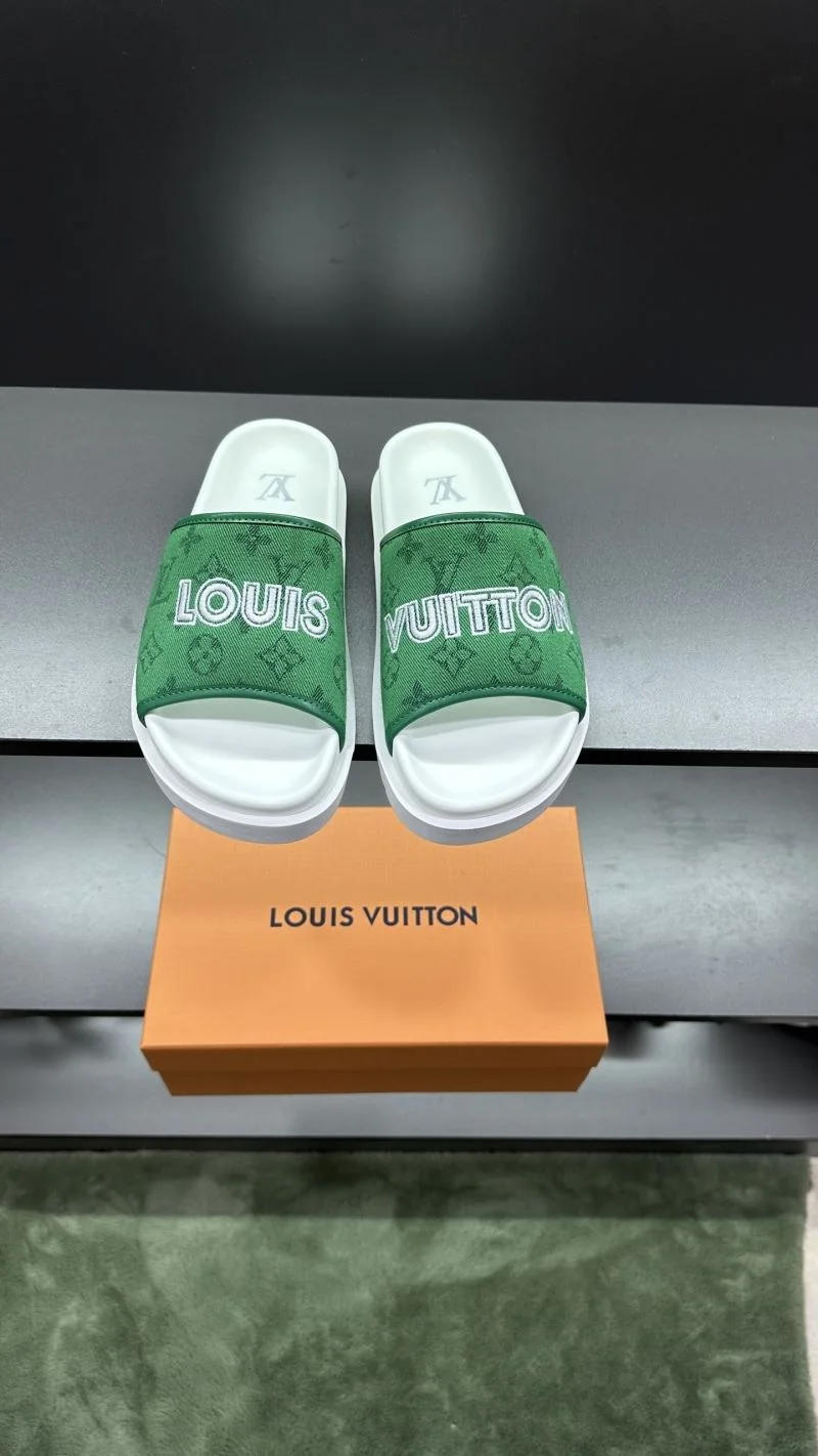 Unique Louis Vuitton Slippers 30575
