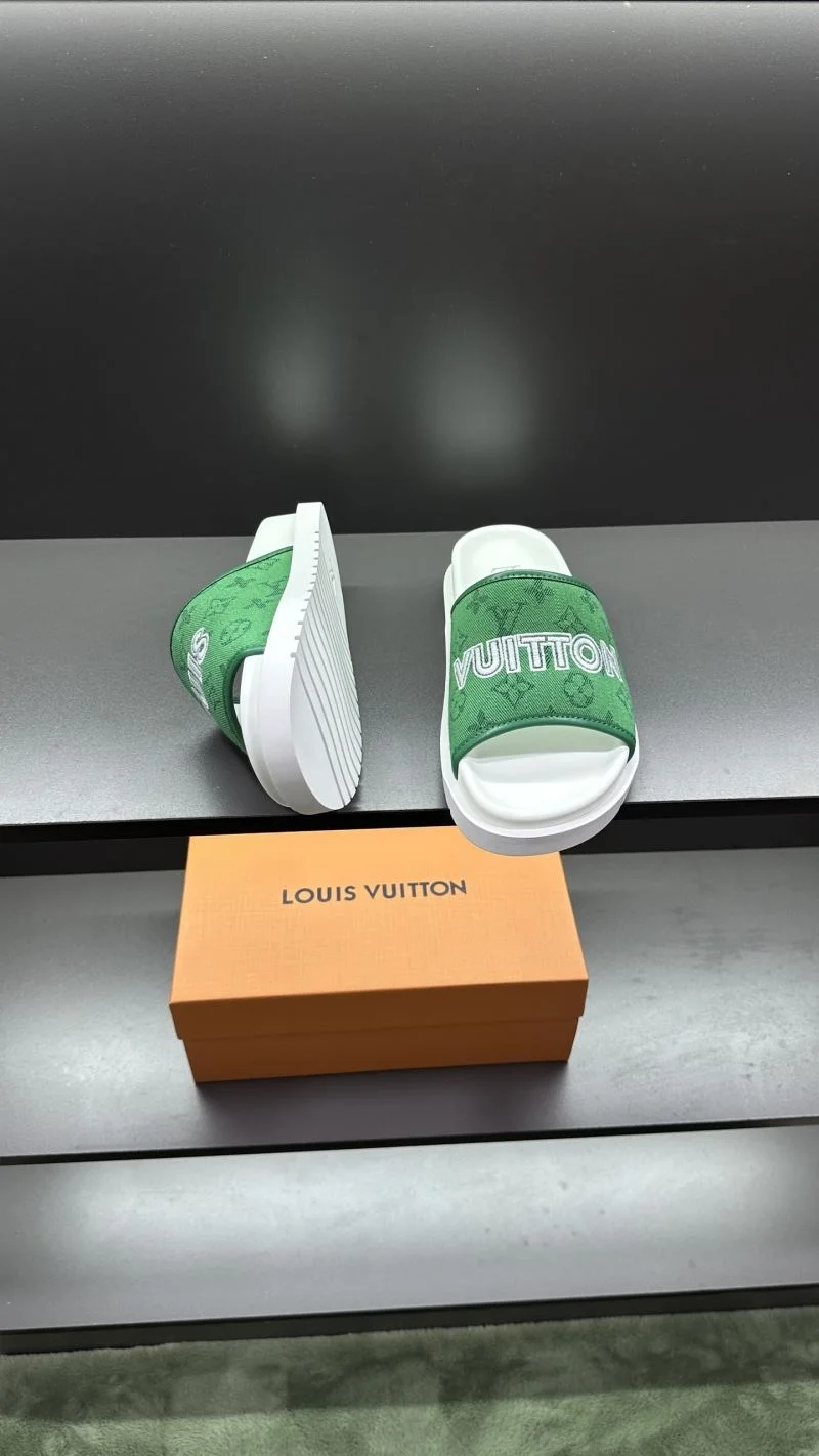Unique Louis Vuitton Slippers 30575