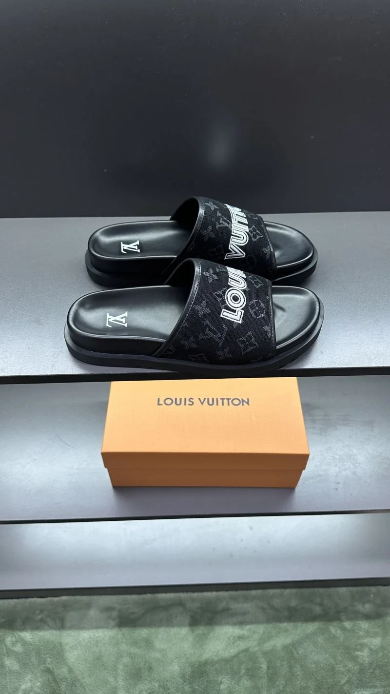 Louis Vuitton Slippers Sustainable 30572