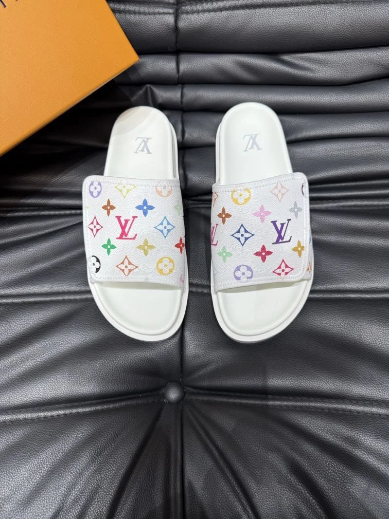 Louis Vuitton Slippers Chic 30563