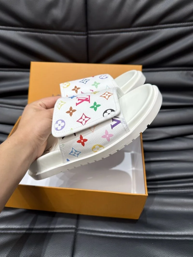 Louis Vuitton Slippers Chic 30563