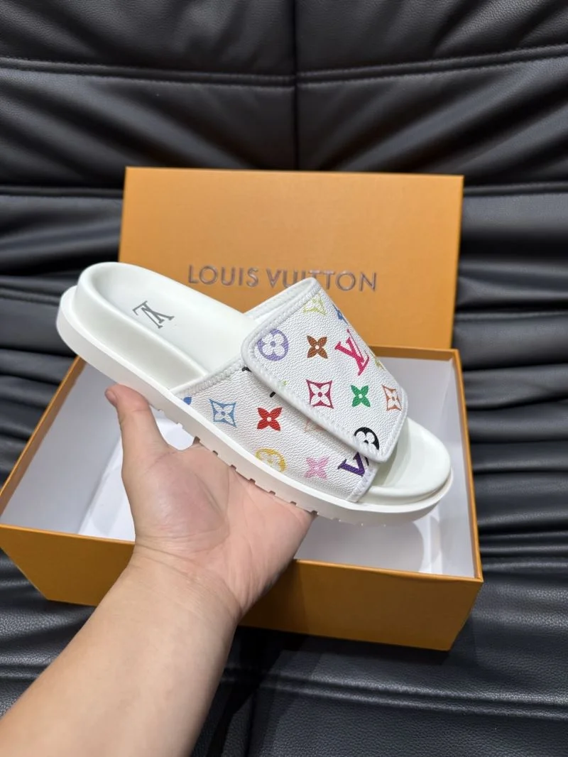 Louis Vuitton Slippers Chic 30563