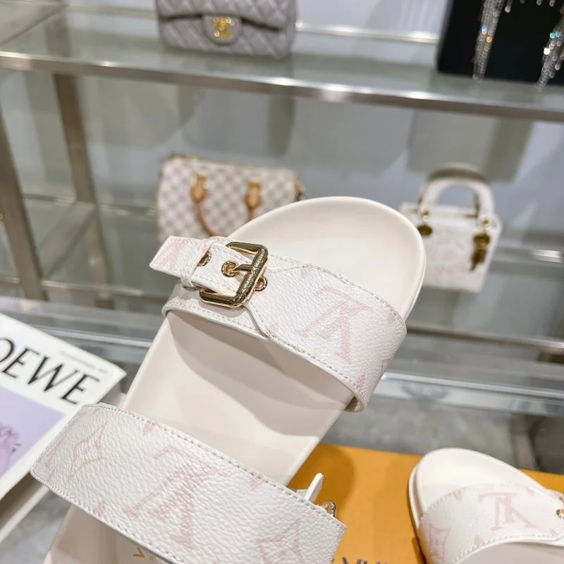 DailyWear Louis Vuitton Slippers 30555