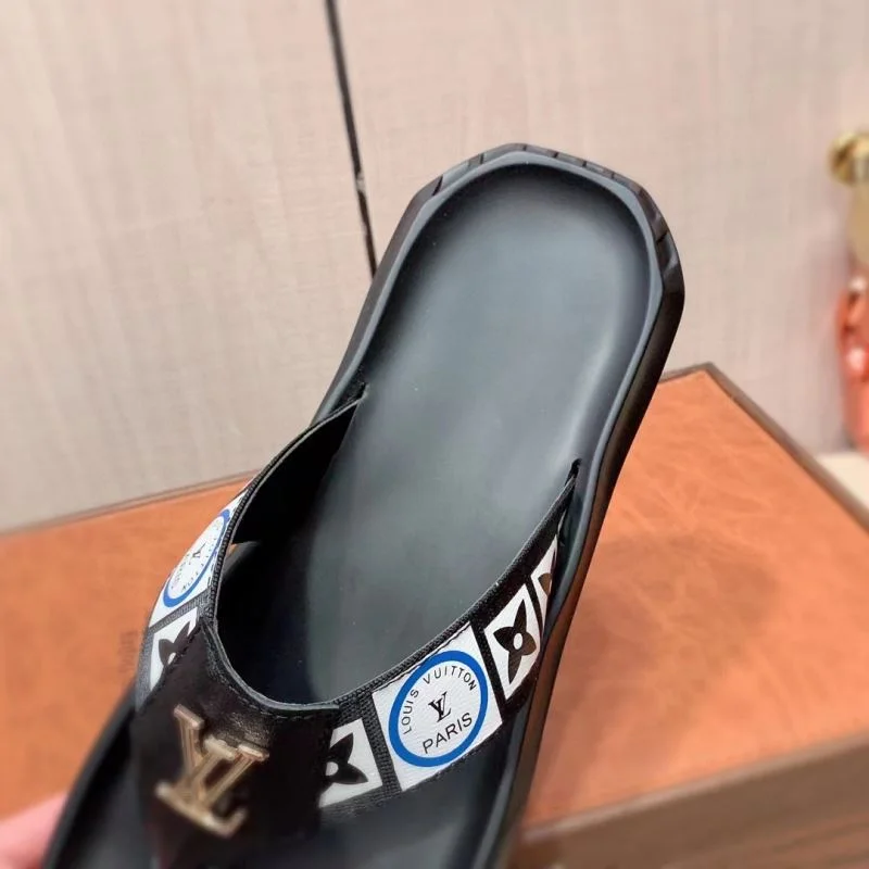 Fashionable Louis Vuitton Slippers 30549