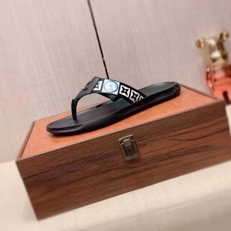 Fashionable Louis Vuitton Slippers 30549