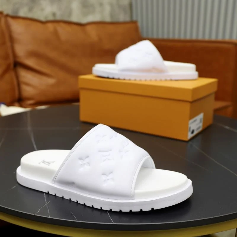 EasyMatch Louis Vuitton Slippers 30547