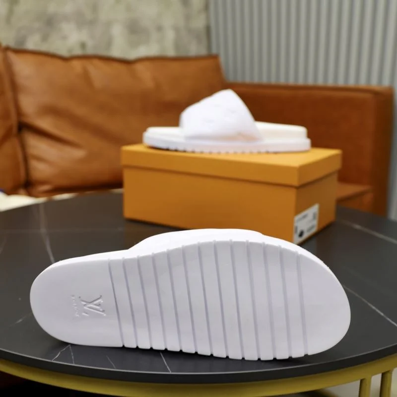EasyMatch Louis Vuitton Slippers 30547