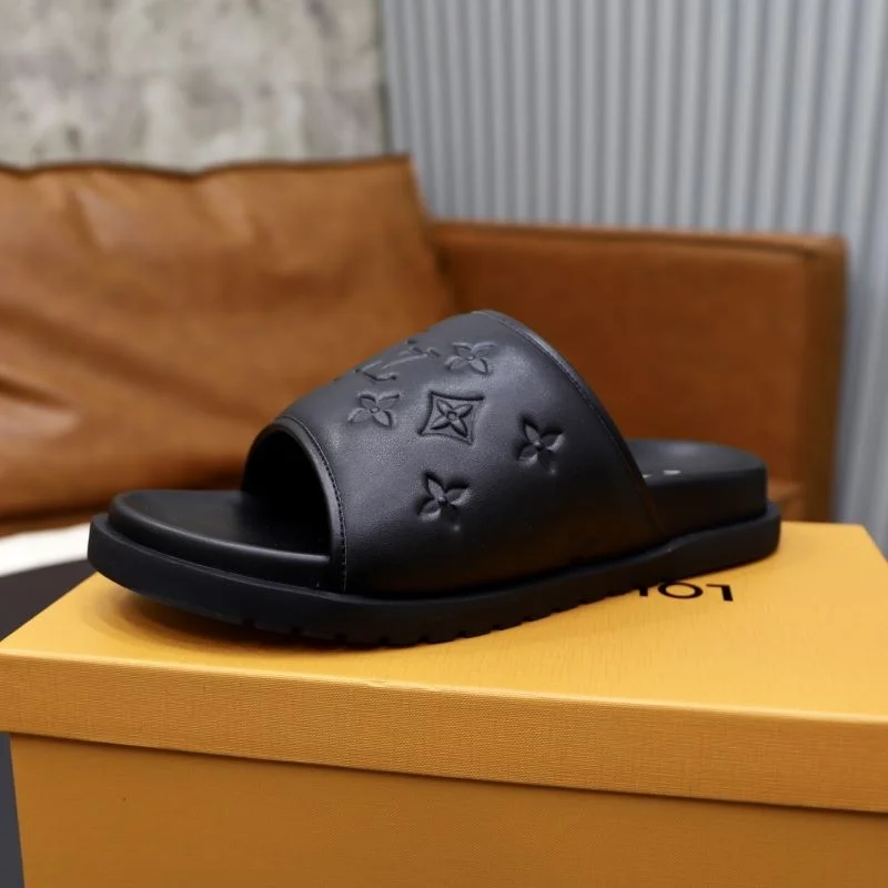 Louis Vuitton Slippers Sleek 30548