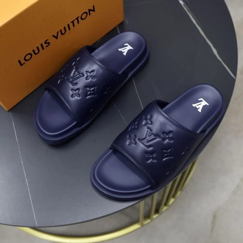 OnTrend Louis Vuitton Slippers 30539