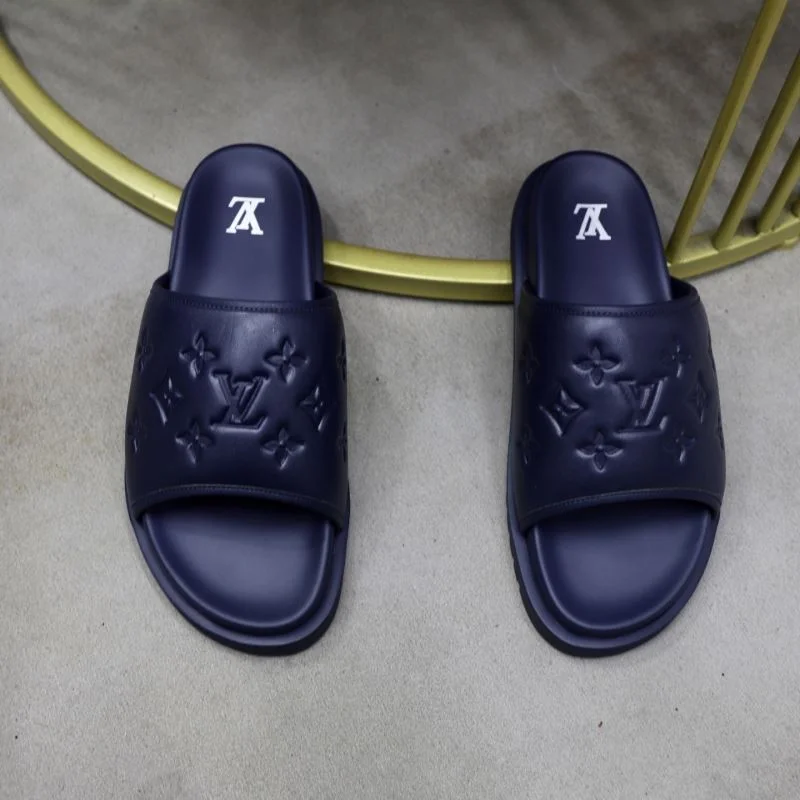 OnTrend Louis Vuitton Slippers 30539
