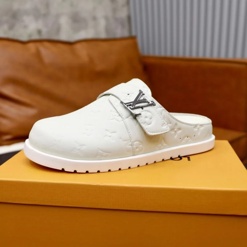 FashionForward Louis Vuitton Slippers 30537