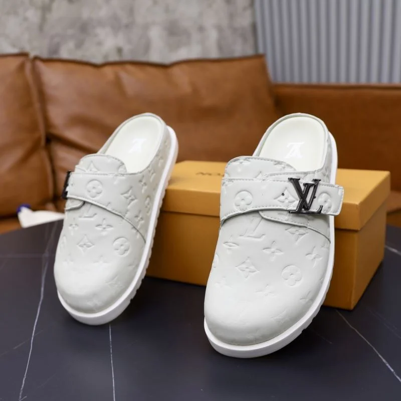 FashionForward Louis Vuitton Slippers 30537