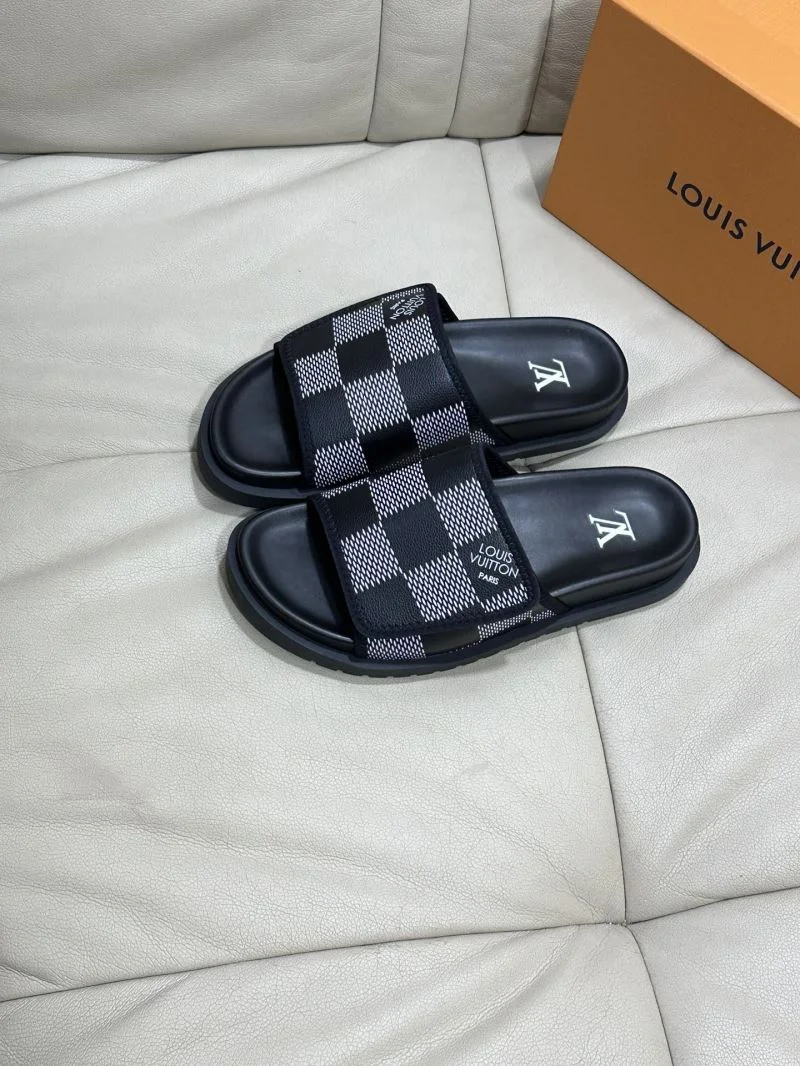 SmoothTexture Louis Vuitton Slippers 30538