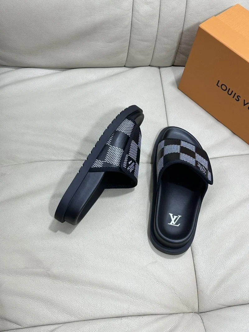 SmoothTexture Louis Vuitton Slippers 30538