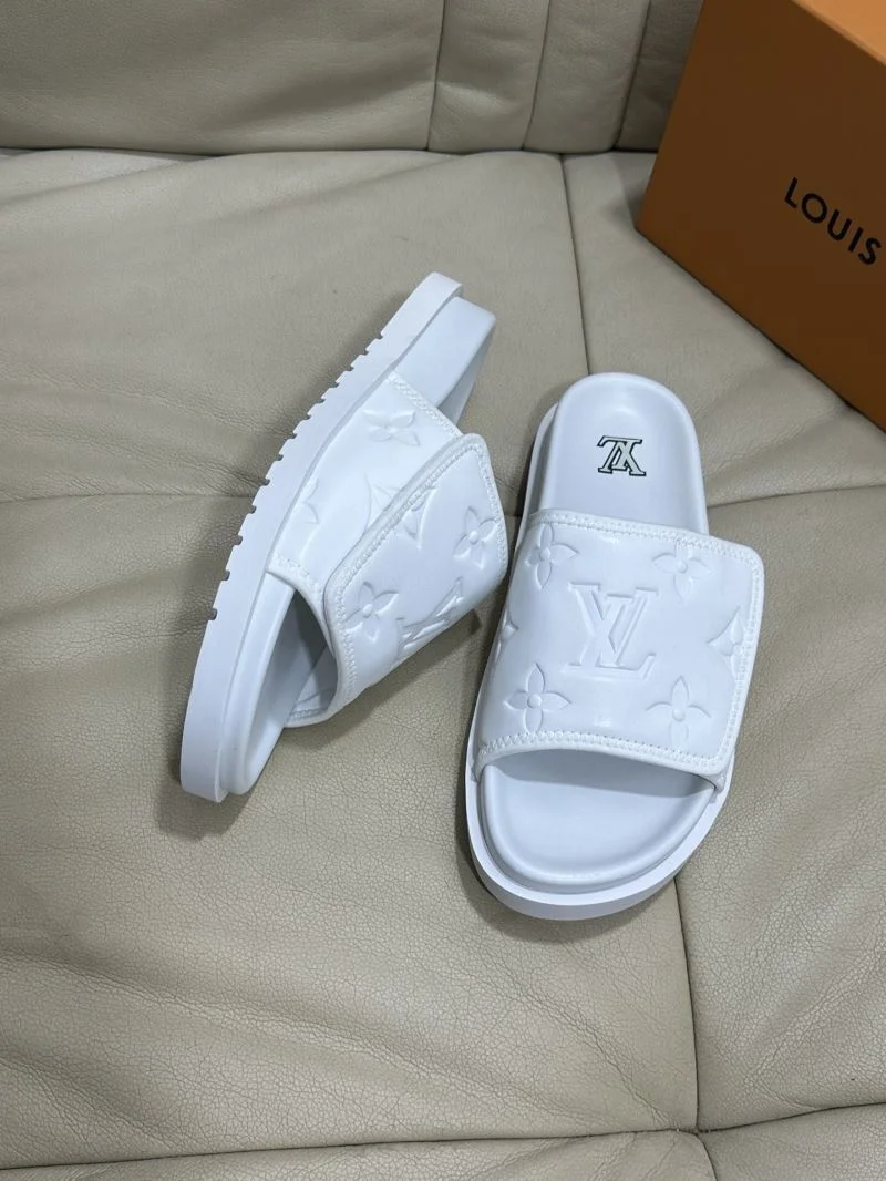 Louis Vuitton Slippers AllSeason 30527