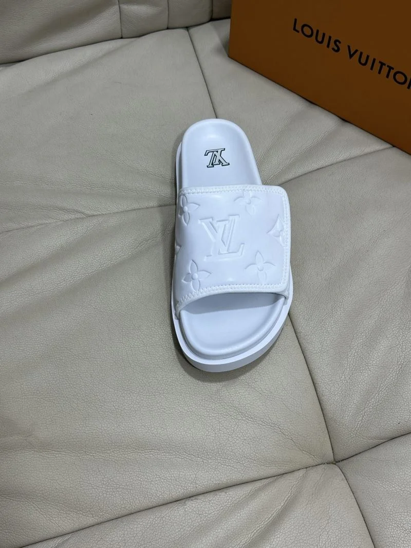 Louis Vuitton Slippers AllSeason 30527