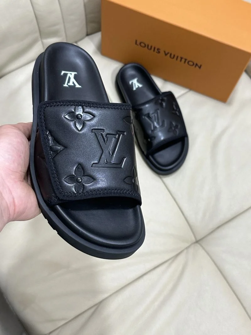 MultiPurpose Louis Vuitton Slippers 30522
