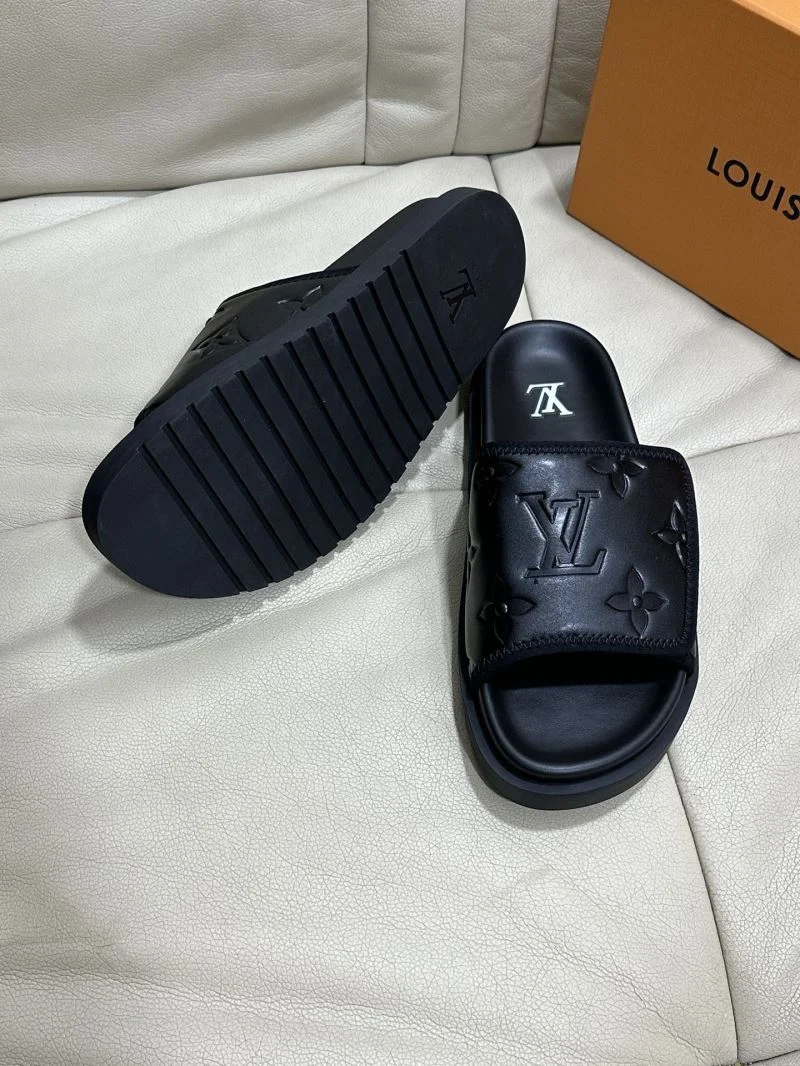 MultiPurpose Louis Vuitton Slippers 30522
