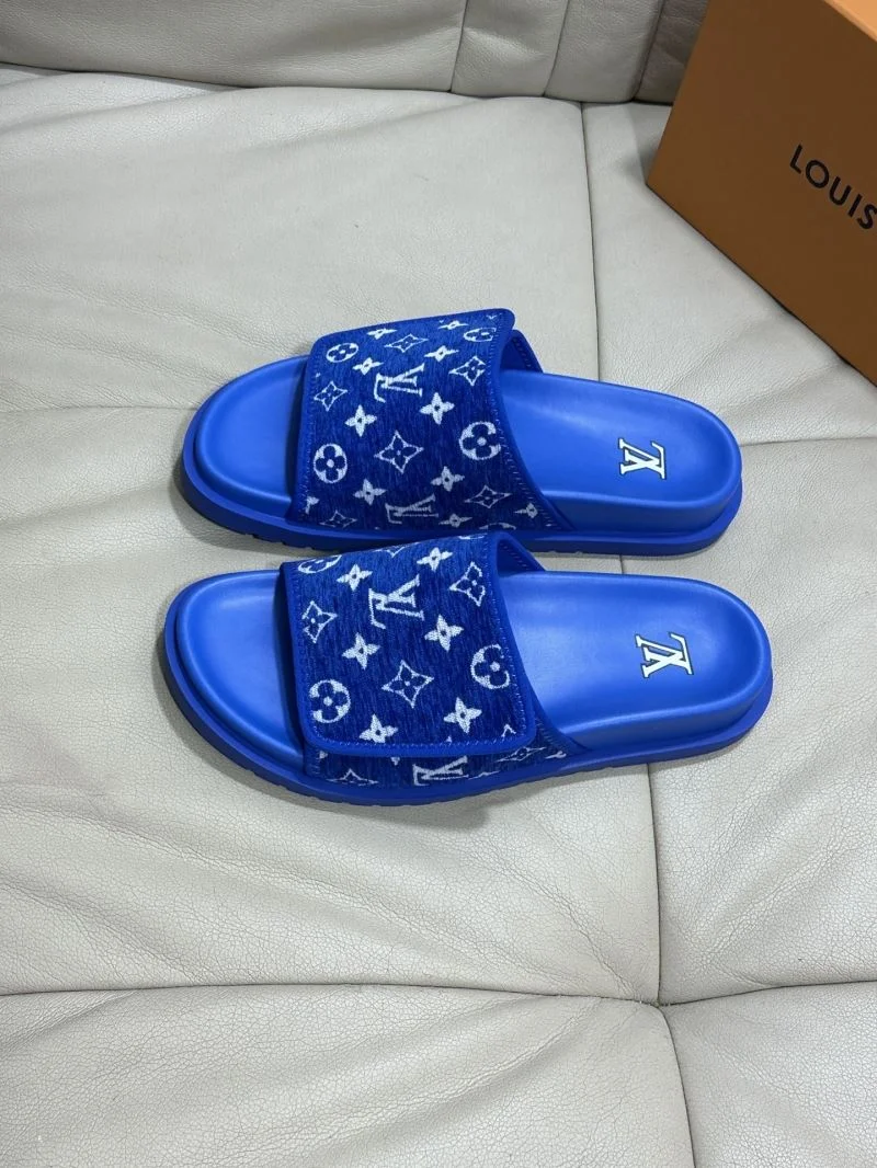 WaterResistant Louis Vuitton Slippers 30523