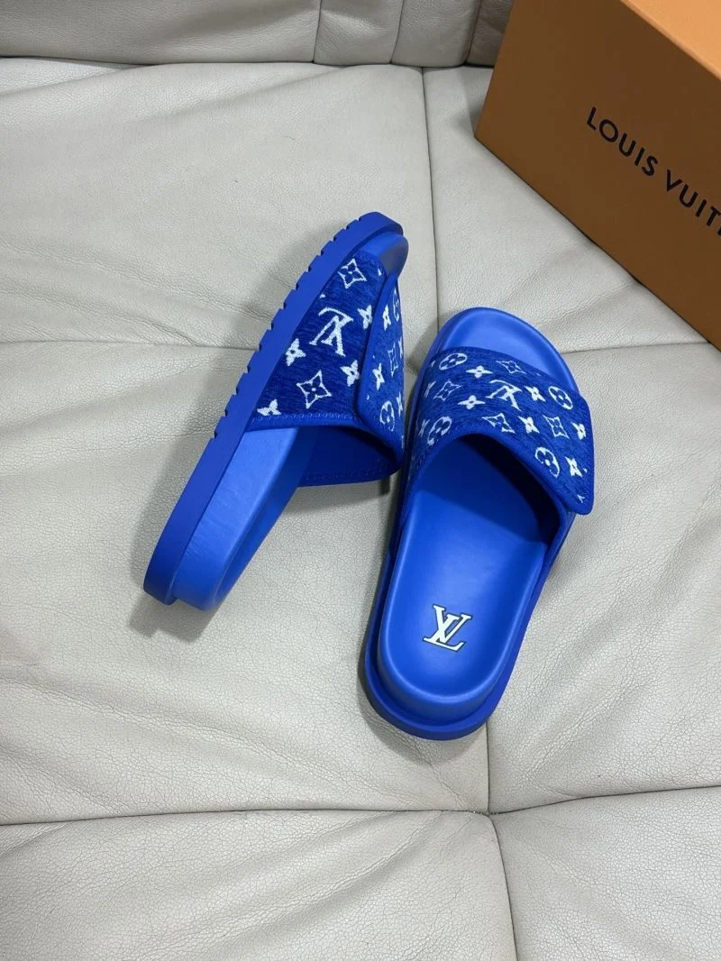 WaterResistant Louis Vuitton Slippers 30523
