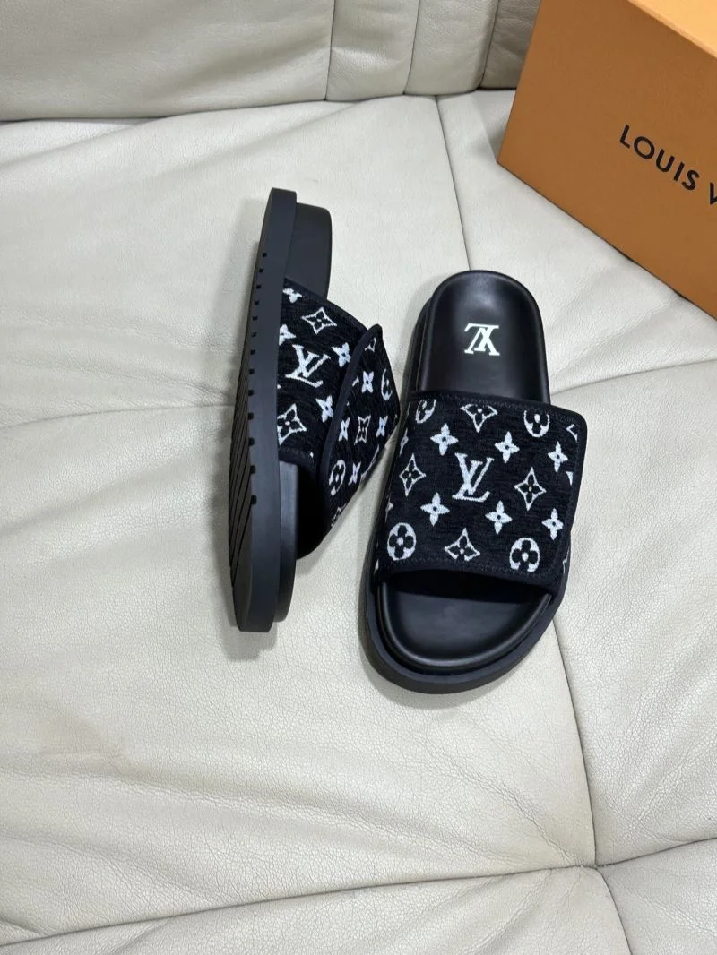 Louis Vuitton Slippers Chic 30520