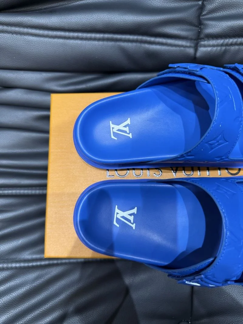 EyeCatching Louis Vuitton Slippers 30502